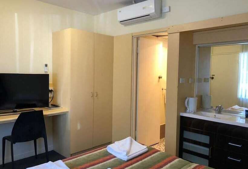Номер Стандарт, The Astor Hotel Motel