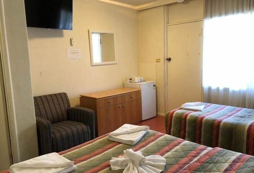 스탠다드 룸, The Astor Hotel Motel