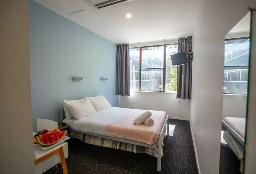 Standard-huone, The Village Canberra