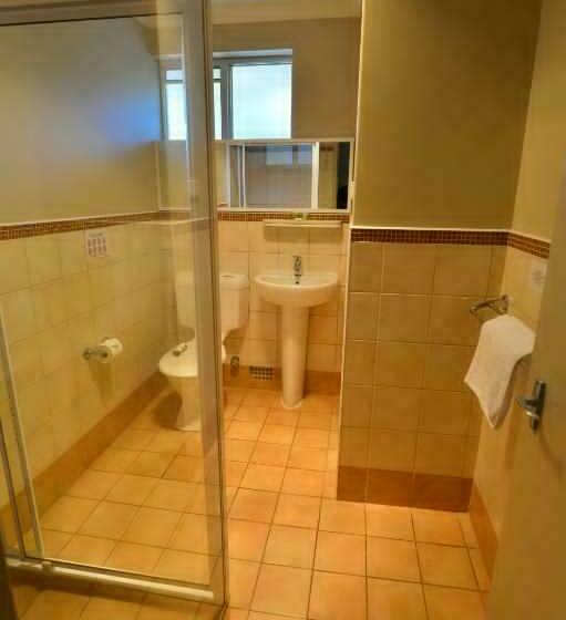 スタンダードルーム, Wattle Grove Motel