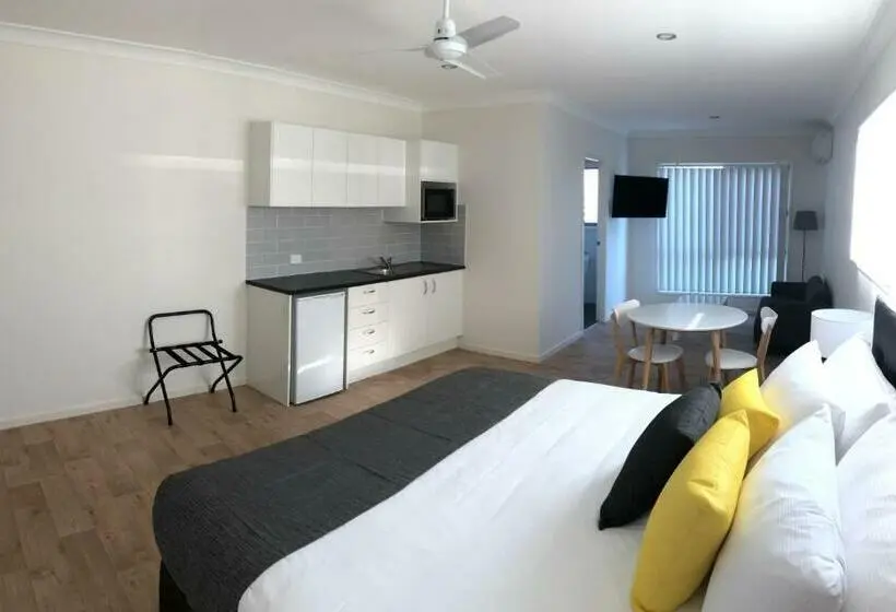سوییت اجرایی, Wynnum Anchor Motel