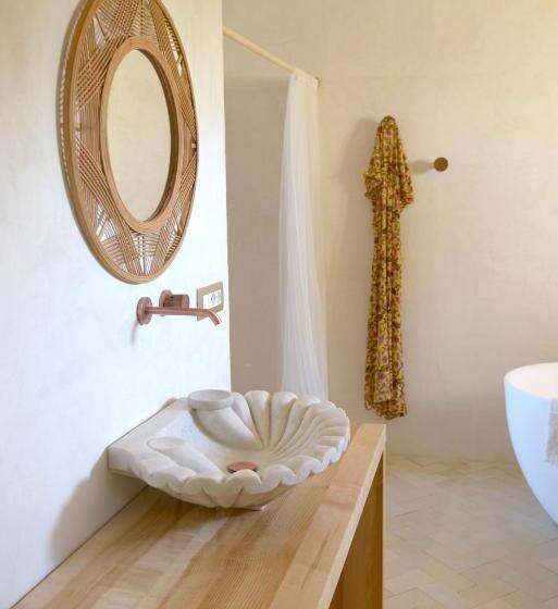 Quarto Deluxe, Casa Imayah