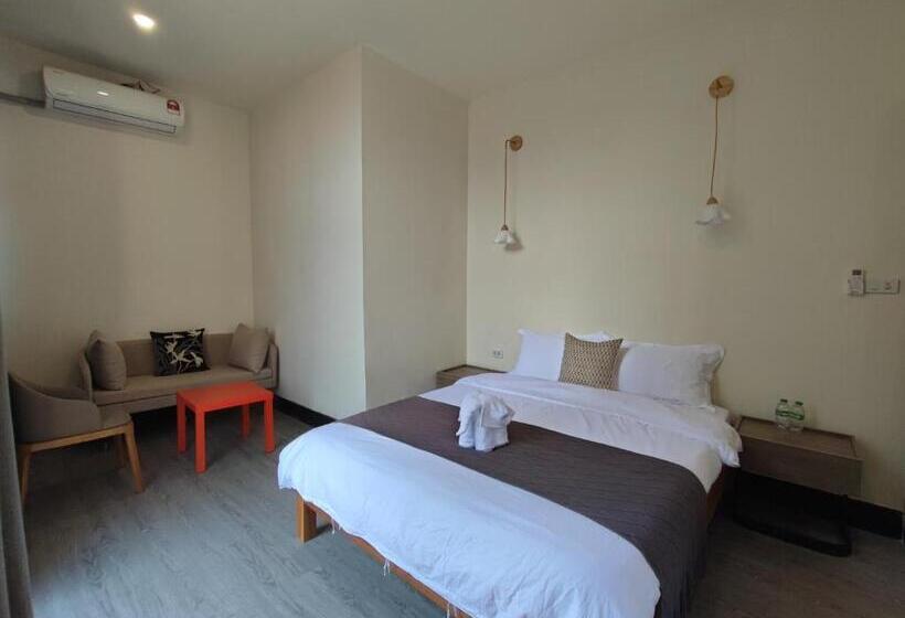 Quarto Estandar, Amazon Central