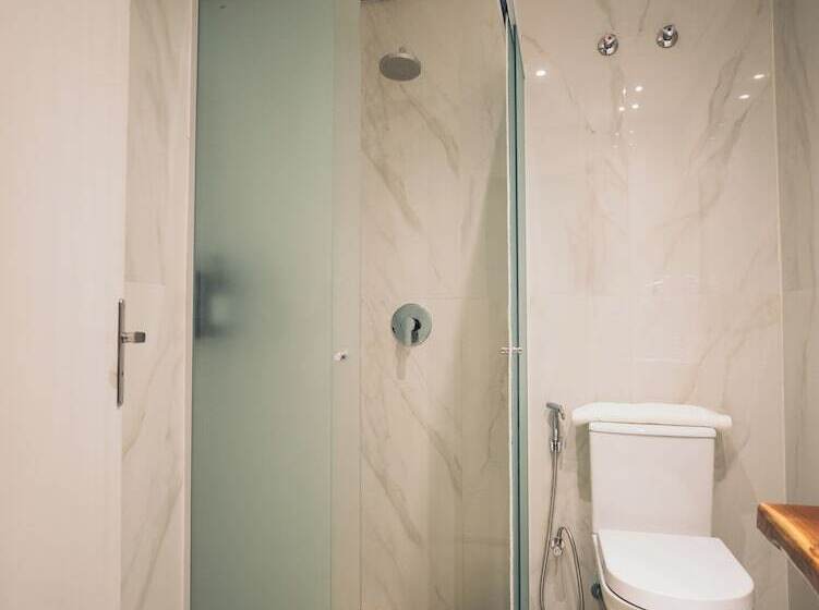 غرفة قياسية فردية, Zielo