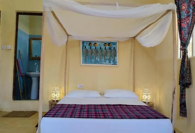 スタンダードルーム, Bed&breakfast Shwari House