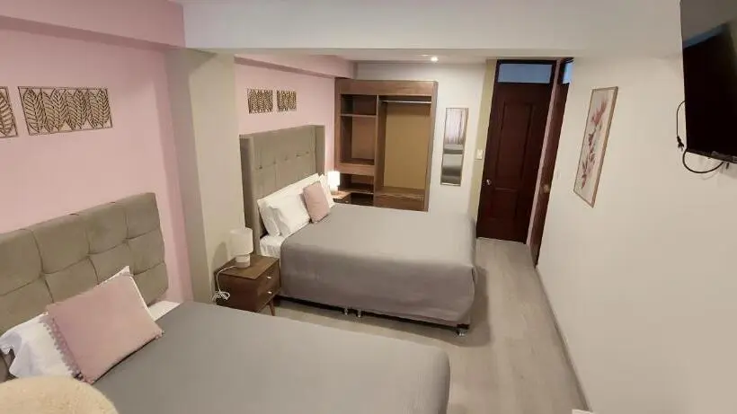 ファミリールーム, Hostal ñan Tika
