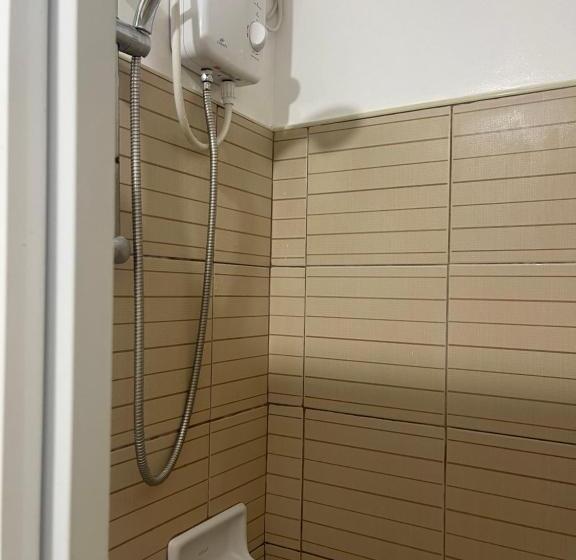 バルコニー付きスタンダードステューディオ, Moldex Residence Baguio