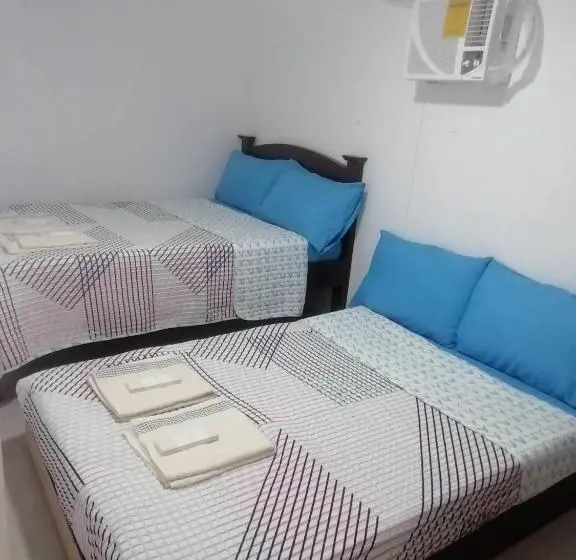 Standard-huone, Grin Mcfly International Beachfront Guest House