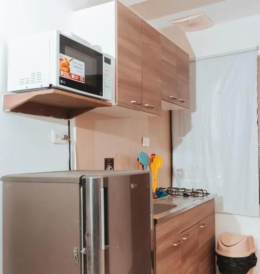 バルコニー付き１ベッドルームアパートメント, Apartahotel Beirut Inn