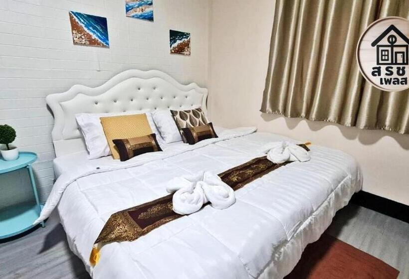 اتاق استاندارد با تخت بزرگ, สรชา เพลส Soracha Place