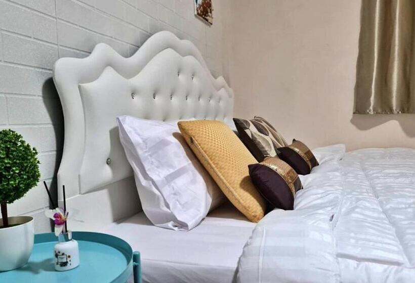 اتاق استاندارد با تخت بزرگ, สรชา เพลส Soracha Place