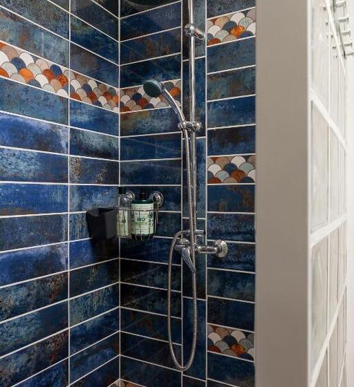 חדר סטנדרט לשלושה עם נוף לגינה, Xibouette