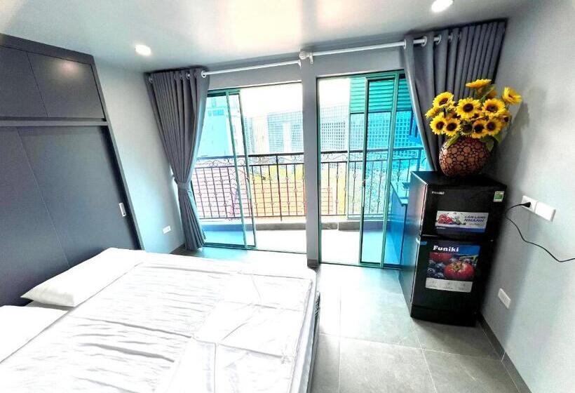 استودیوی سوپریور, Era Apartment Cát Linh