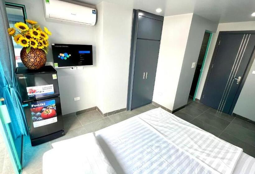 استودیوی سوپریور, Era Apartment Cát Linh
