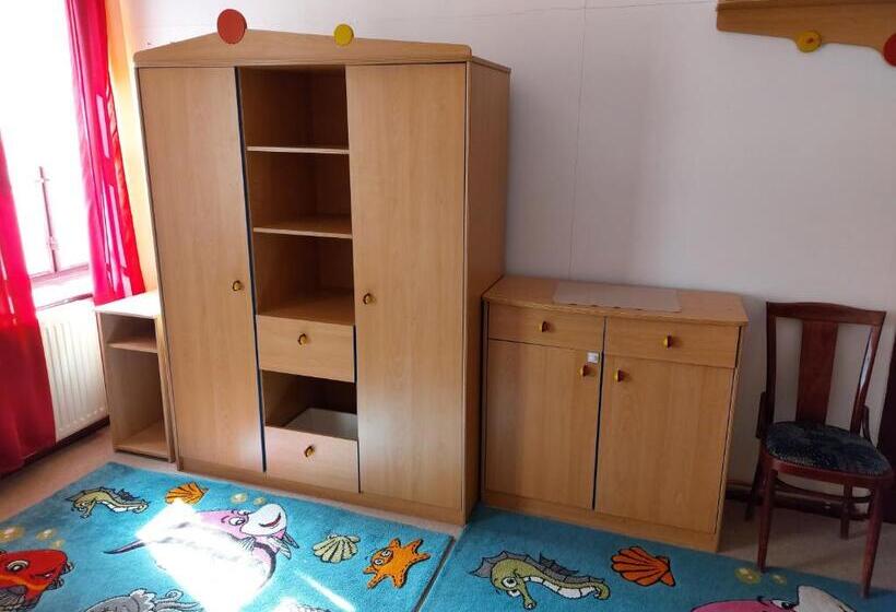 バスルーム共有のトリプルスタンダード, Gasthof Oberschmiede