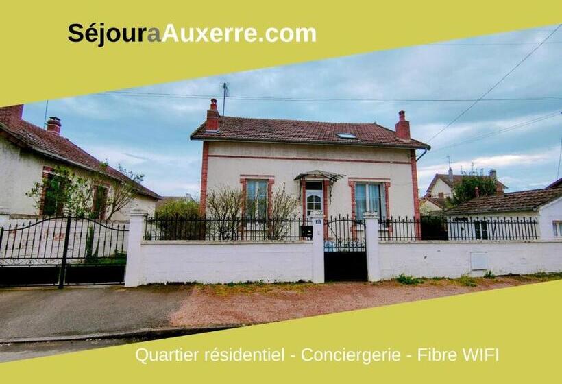 בית, חדר שינה 1, Home   Champoulains   Séjour à Auxerre