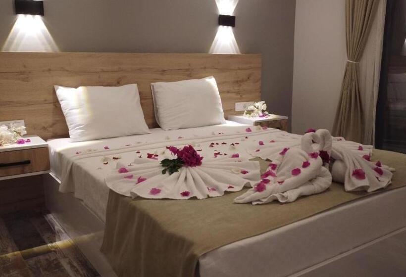 Номер Стандарт Вид на Море, Trakhei̇a Otel