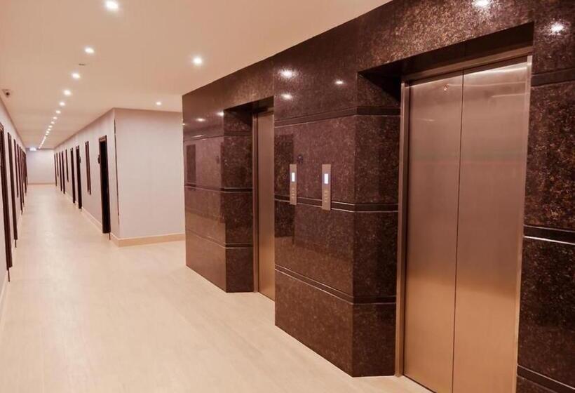 غرفة قياسية, Constant Hotels & Resorts