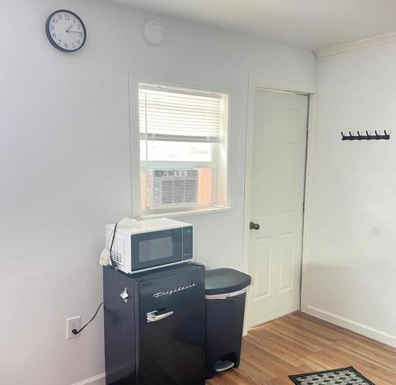 غرفة قياسية, Littlebetty S Landingpad