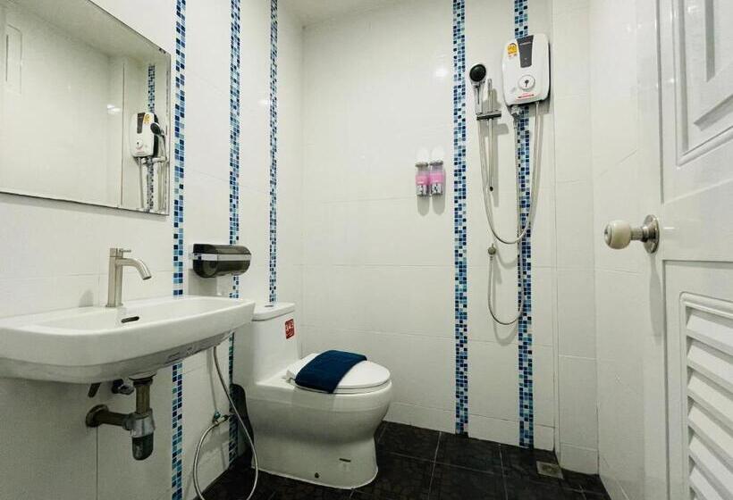 اتاق لوکس, Nun Guest House