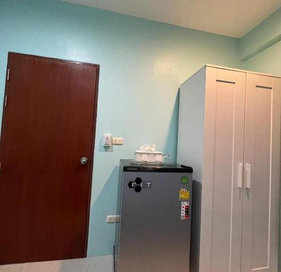 اتاق لوکس, Nun Guest House