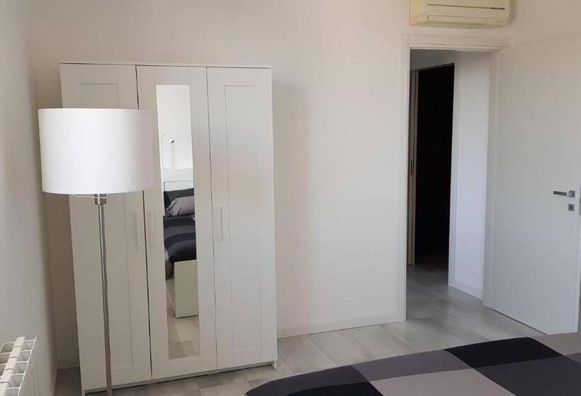 חדר סטנדרט, Black And White B&b Urgnano