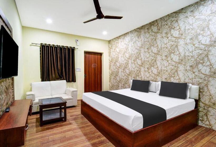 Трехместный Номер Классика, Collection O Vnr Hotel And Resort