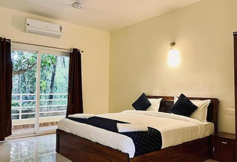 디럭스 룸, Fabhotel Sterling Garden