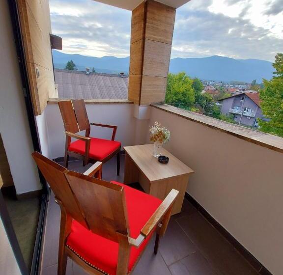 آپارتمان 1 خوابه با بالکن, Irish