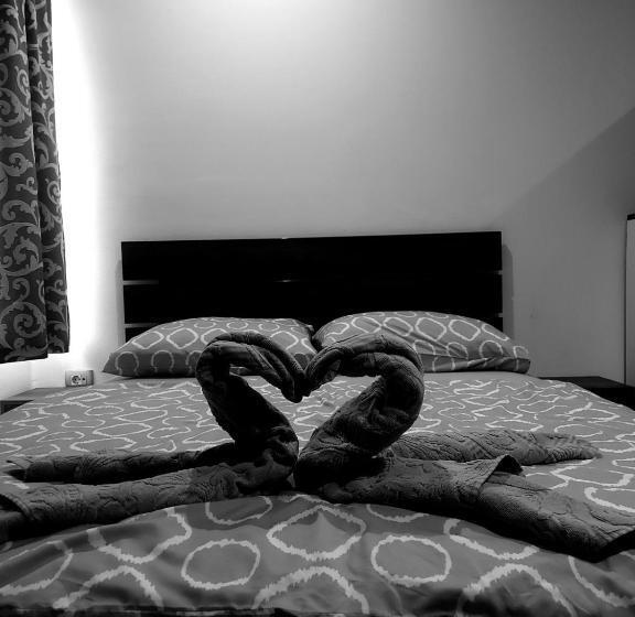 اتاق سوپریور خانوادگی, Irish