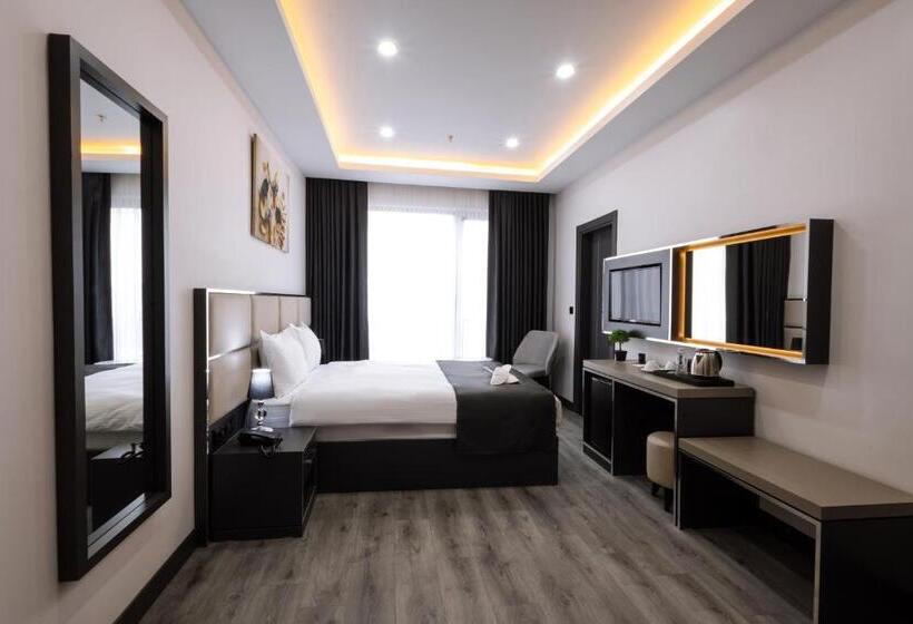 غرفة ديلوكس, Meyzi