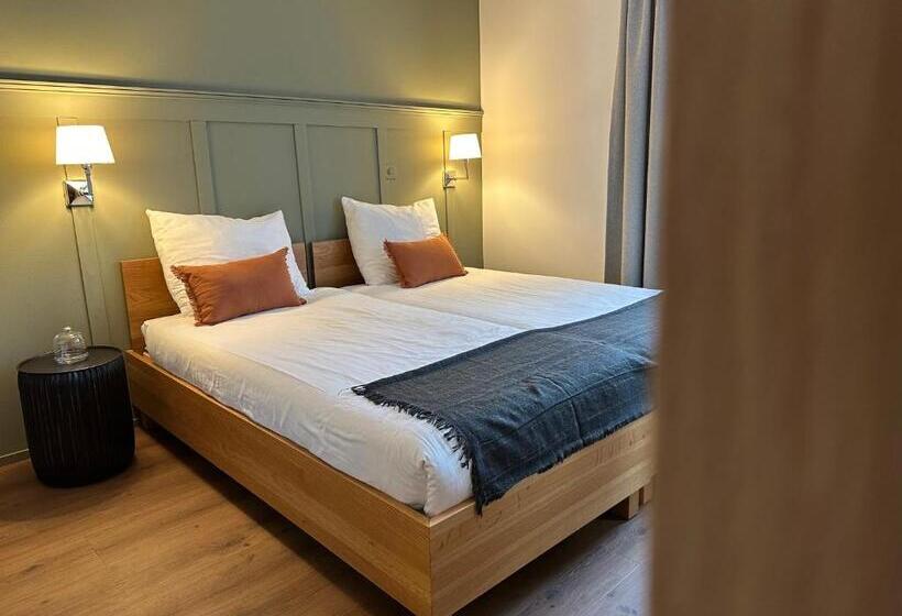 标准间, Peterhof Sarnen