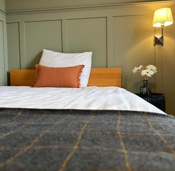 基本间, Peterhof Sarnen