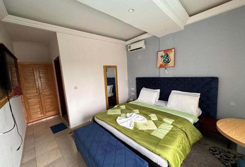 آپارتمان 1 خوابه, Segmad