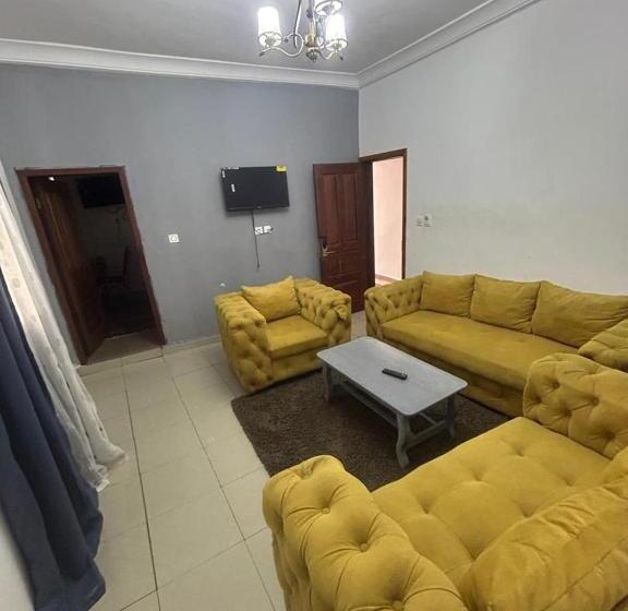 آپارتمان 1 خوابه, Segmad