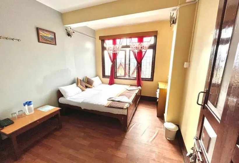 Chambre Standard, Red Rose