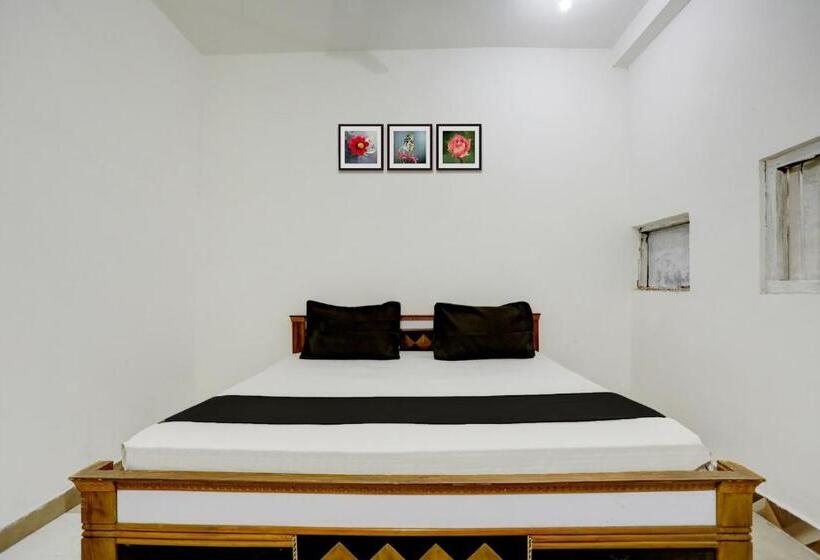 Трехместный Номер Классика, Oyo Flagship Hotel Dimna Lake