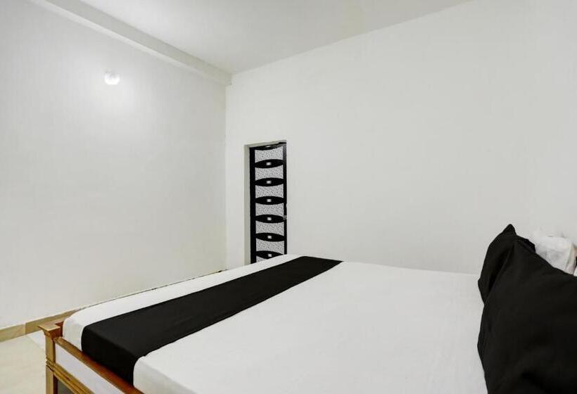 Трехместный Номер Классика, Oyo Flagship Hotel Dimna Lake