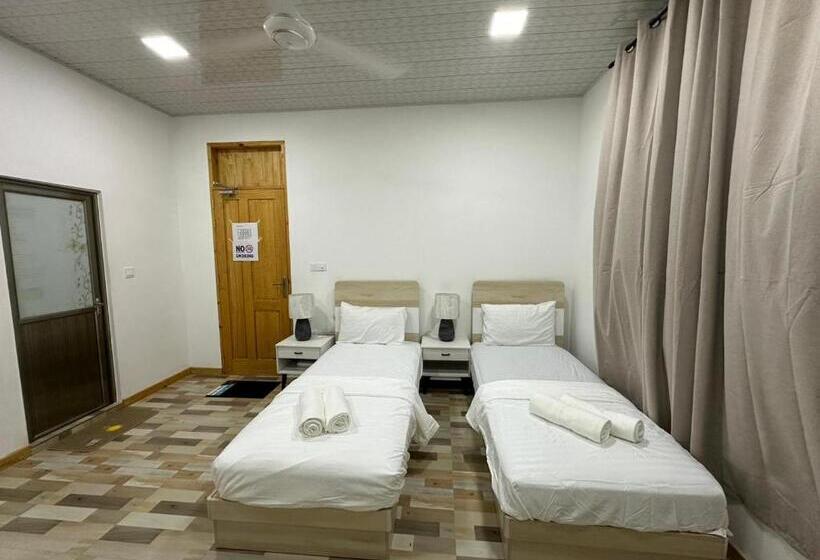 Quarto Estandar, The Happiness Sun Suites