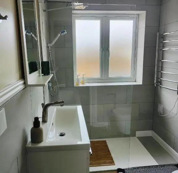 スタンダードルーム, Clifton House