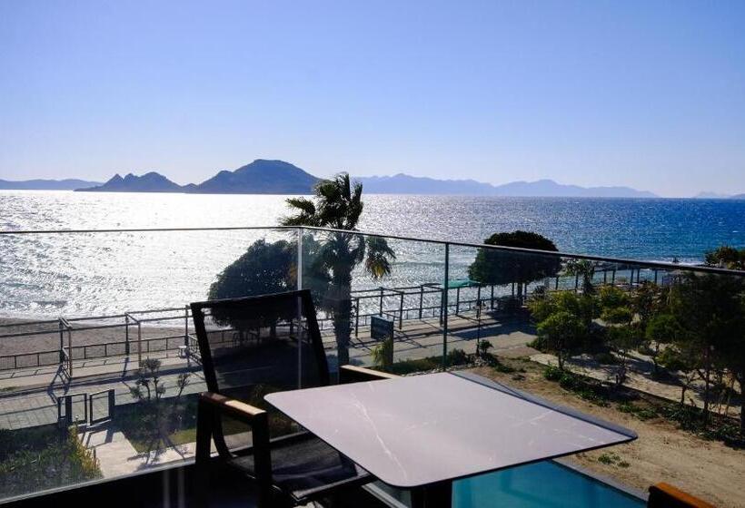דירת חדר נוף לים, Bodrum Ada Hotel Turgutreis