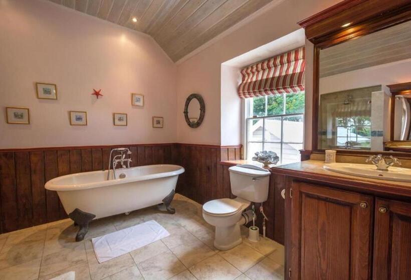 Люкс с Балконом, La Hacienda Bellevue