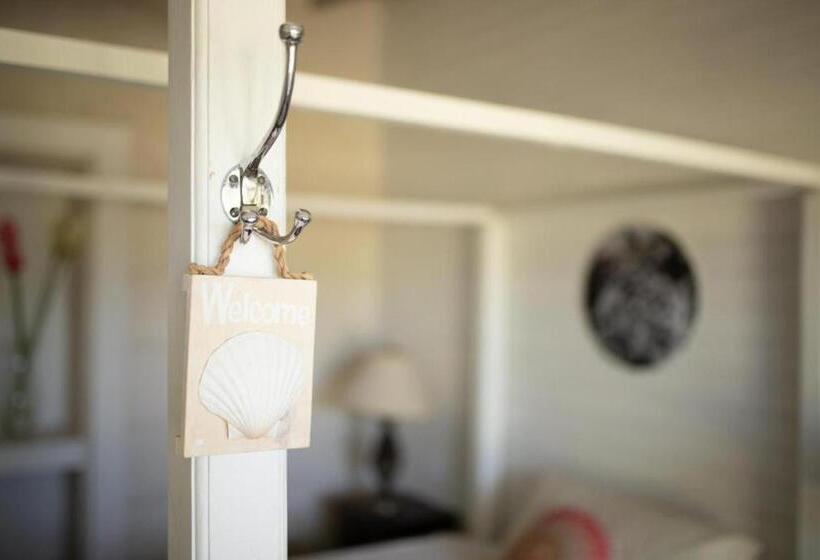 Номер Стандарт Вид на Сад, La Hacienda Bellevue