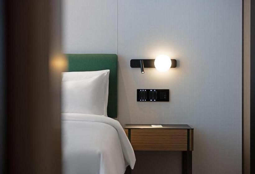 Люкс, Hampton By Hilton Dongguan Liaobu Songshan Lake Avenue