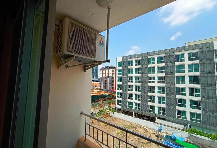 Standard Room, Jw Place รามคำแหง 40