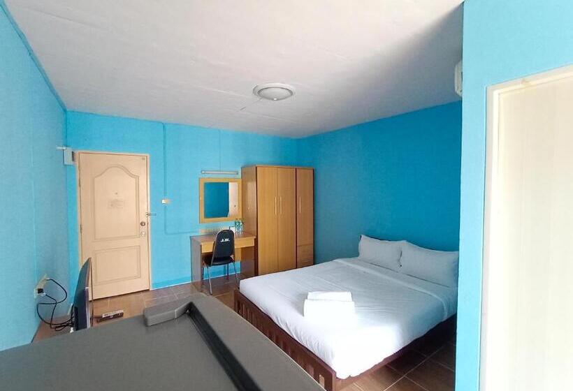 Quarto Estandar, Jw Place รามคำแหง 40