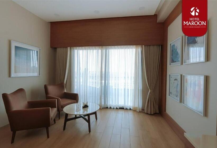 行政套房, Maroon