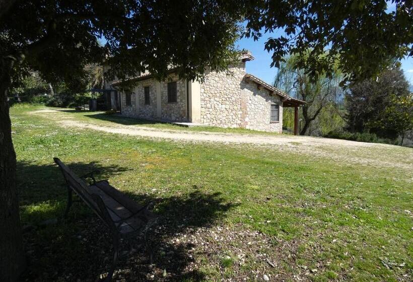 Семейный Номер, Scappo In Umbria, Collefiorito