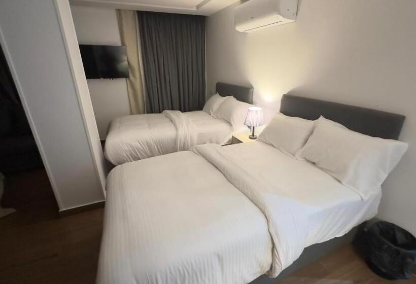 استودیو خانوادگی, لوكاندة الحصري أكتوبر Motel Elhosary