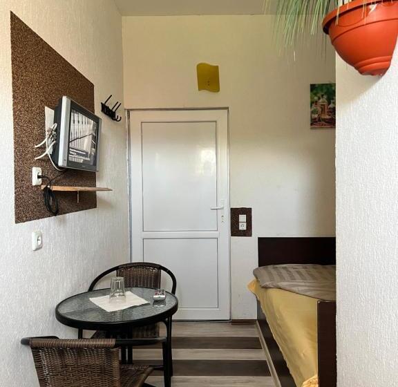 Номер Economy Индивидуальный, Family S.e.t